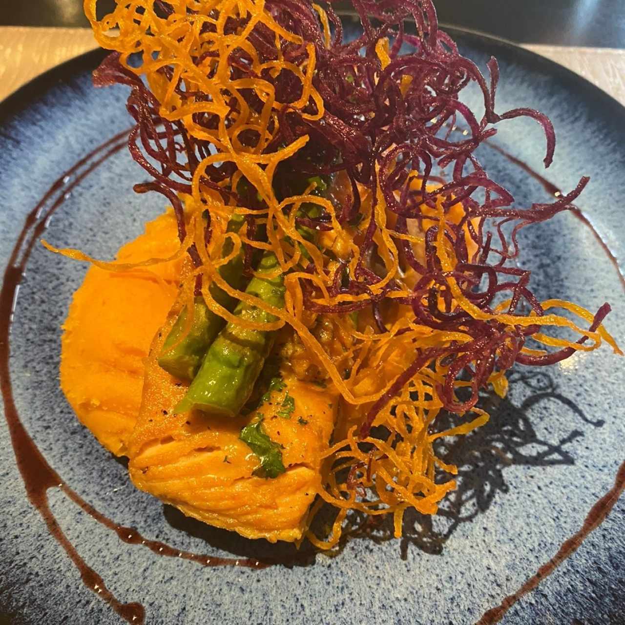 Salmon a la brasa y camote 