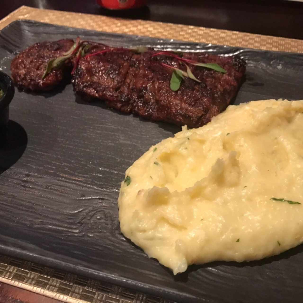 entraña con pure