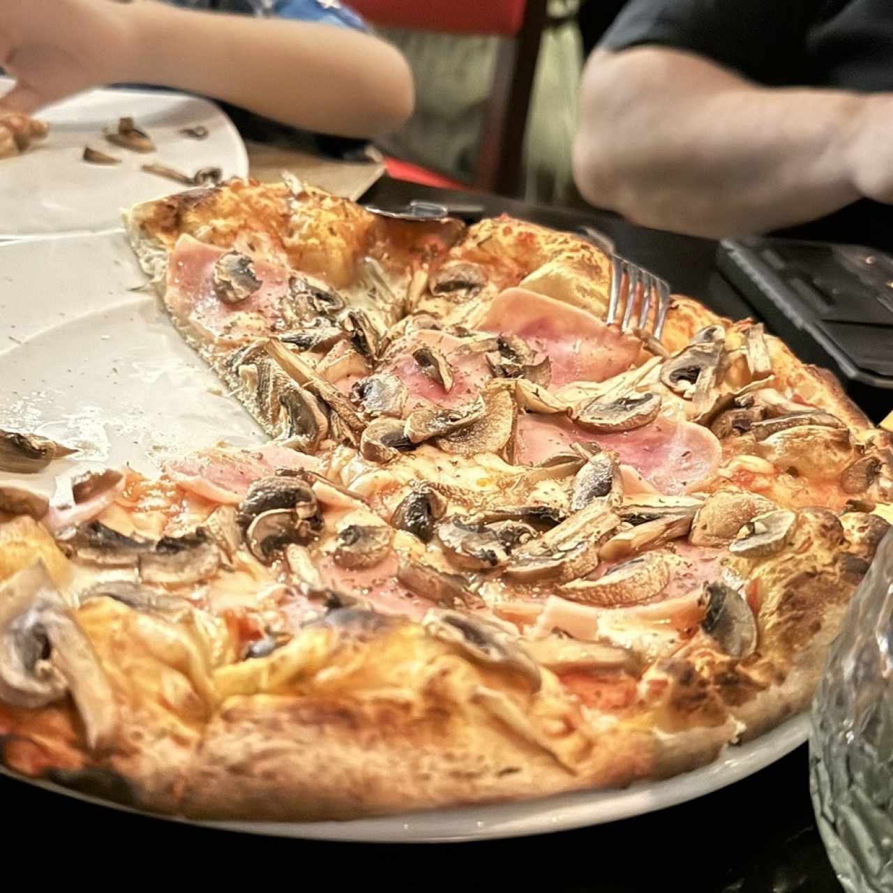 Jamón E Funghi