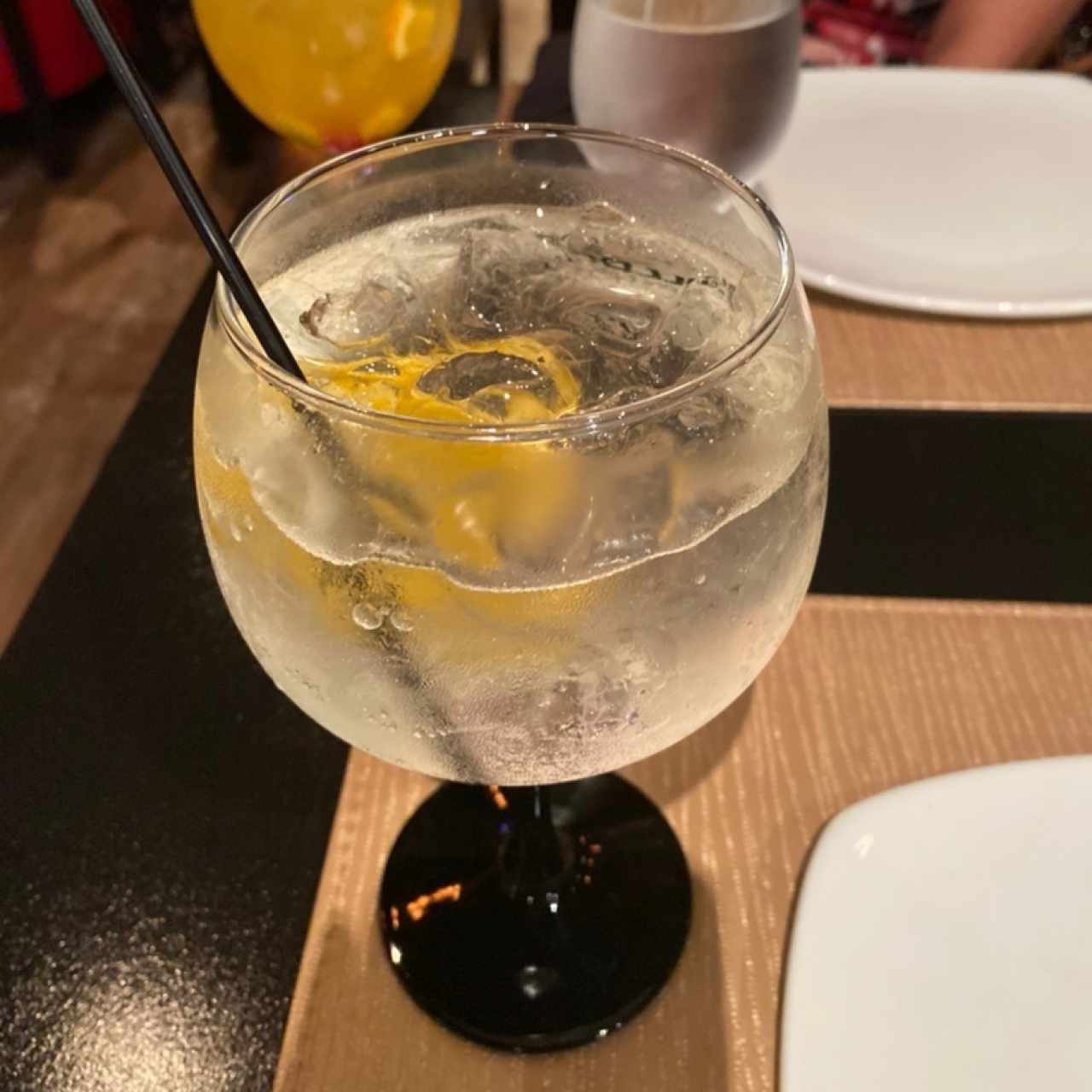 Gin & tonic con naranja