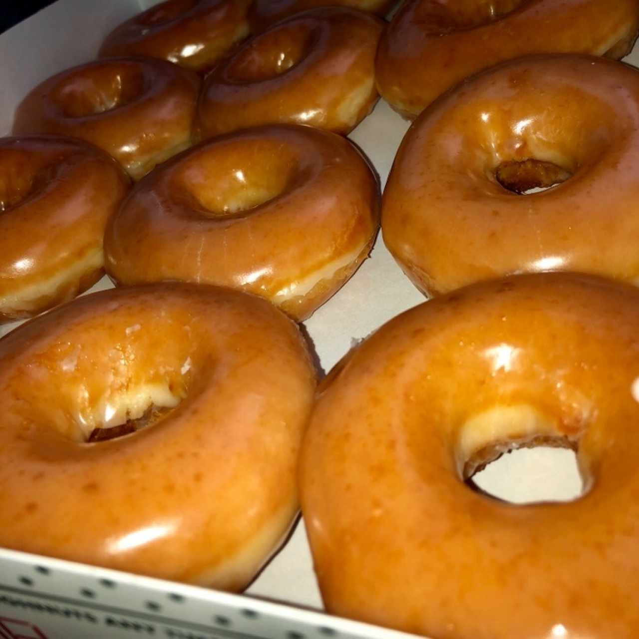 Docena de Original Glazed Doughnuts