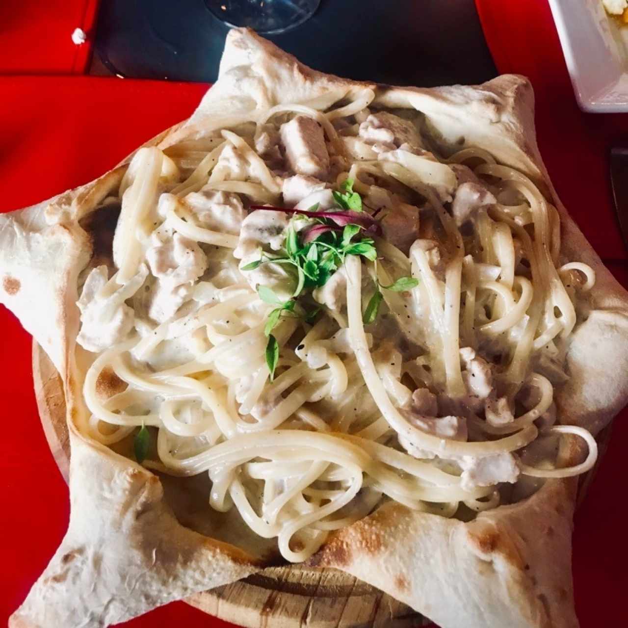 Linguini/ Salsa Alfredo con Pollo! 