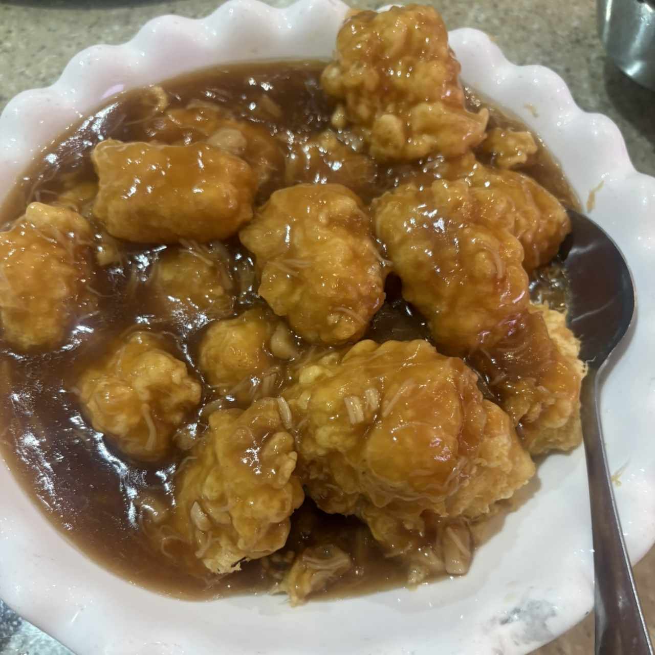 Tofu con salsa de conchuela seca