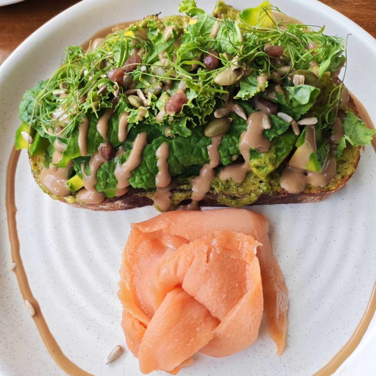 Avocado Toast con Salmon