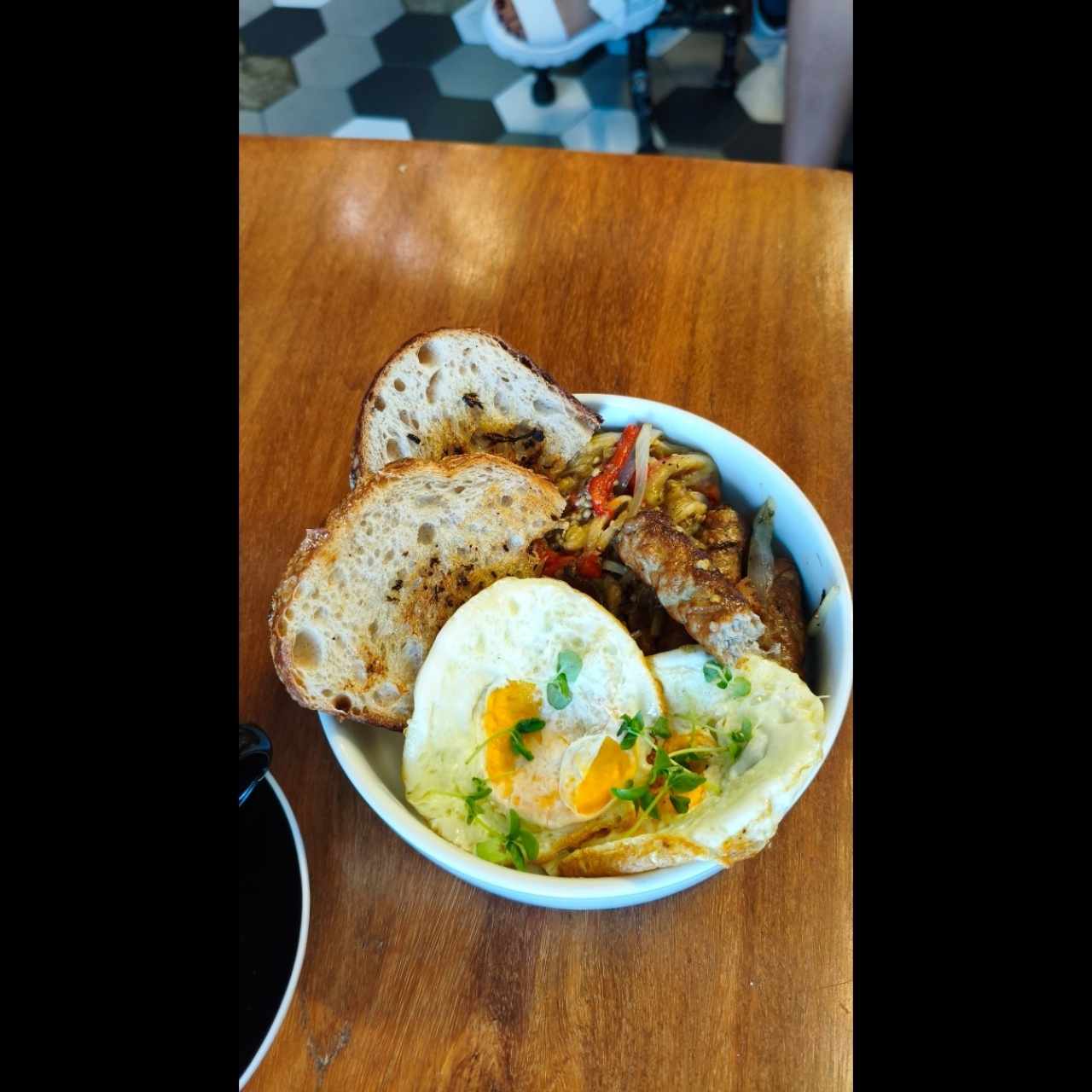 Leto Style Eggs Bowl
