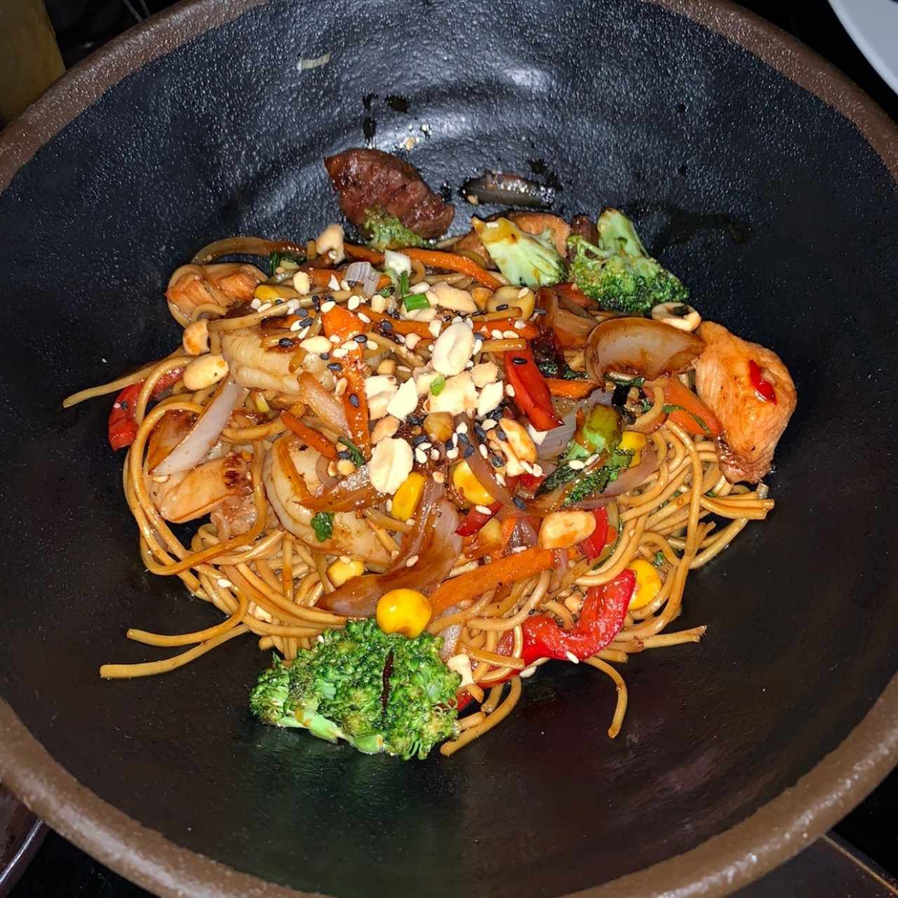 TALLARINES THAI