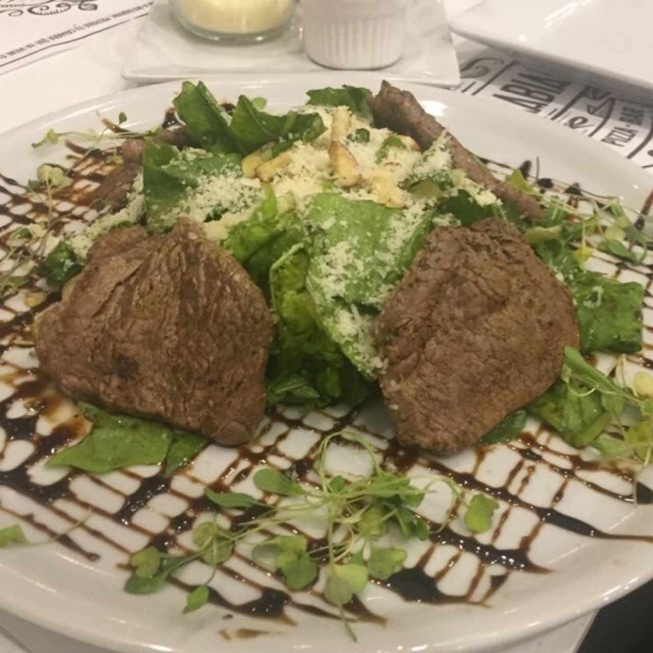 Ensalada de lomito