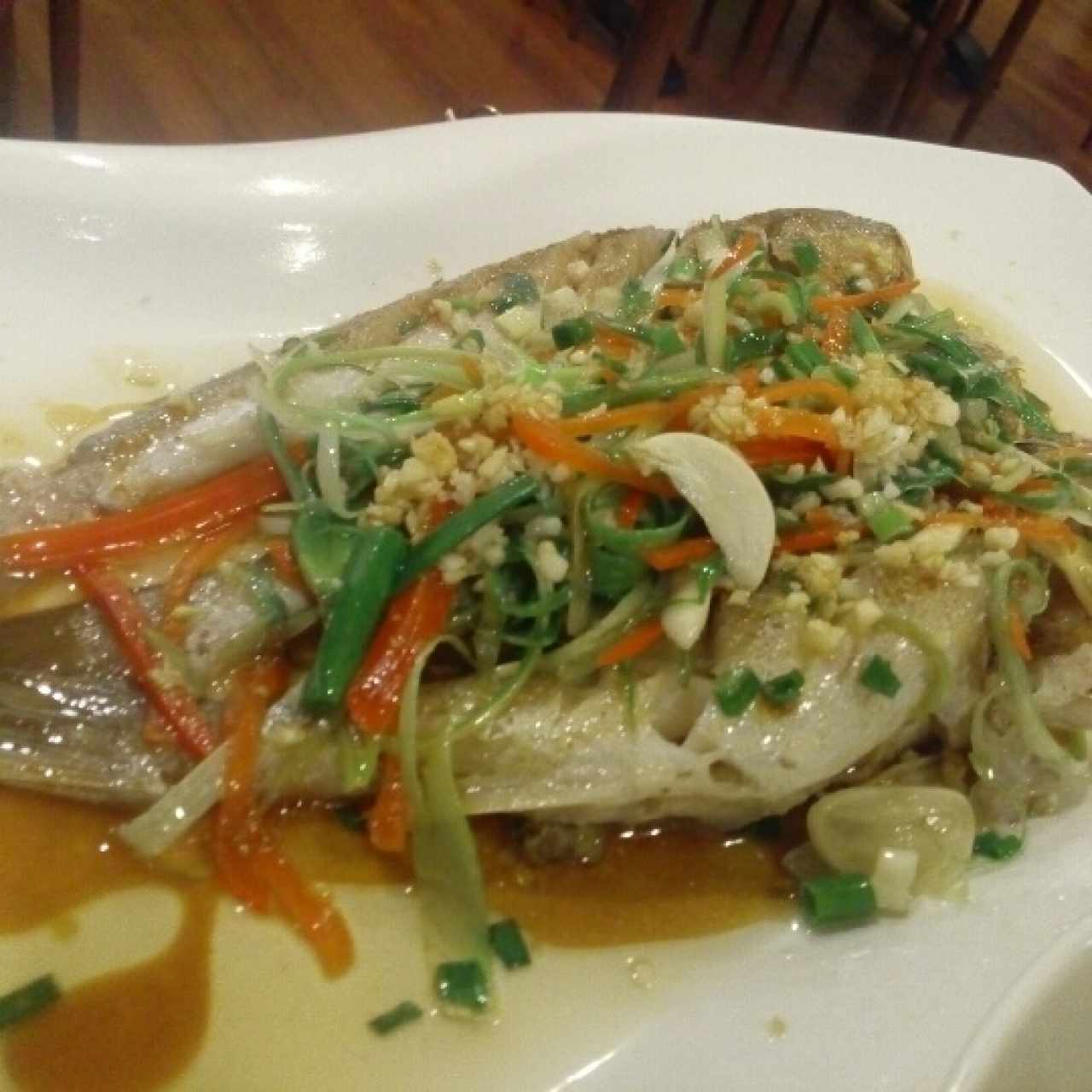 Pescado al vapor