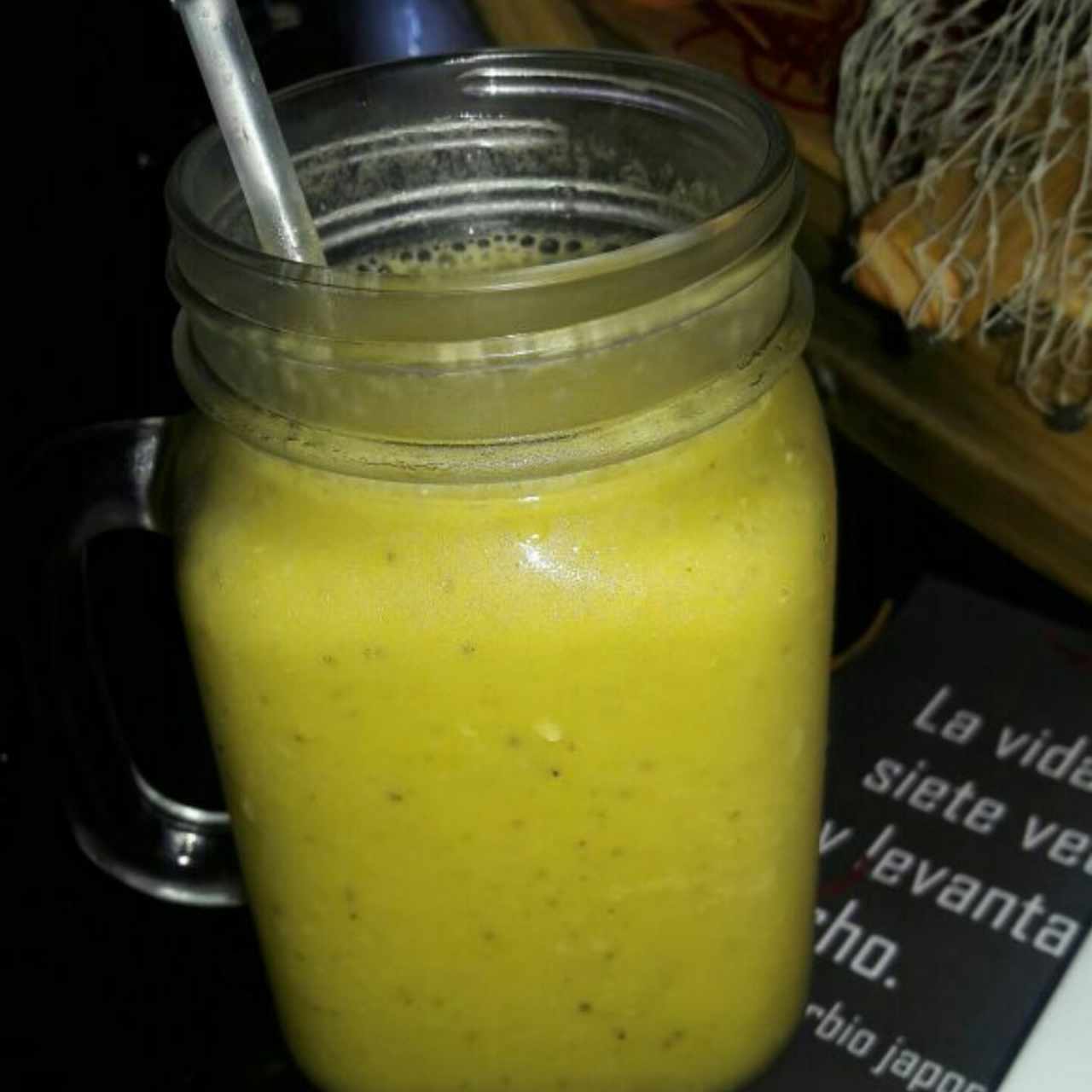 Maracuya, piña y hierba buena