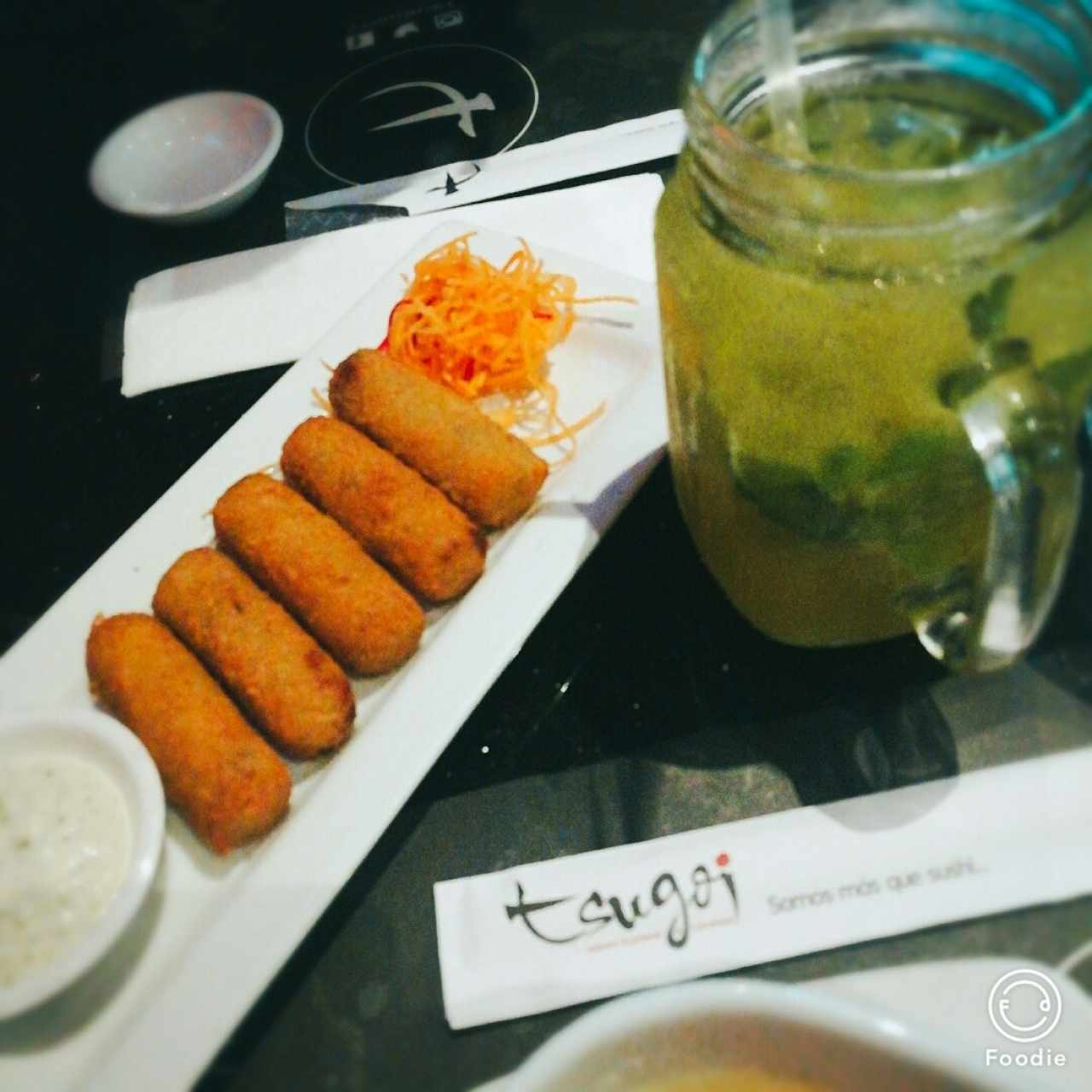 Entradas Calientes - Croqueta de Salmón