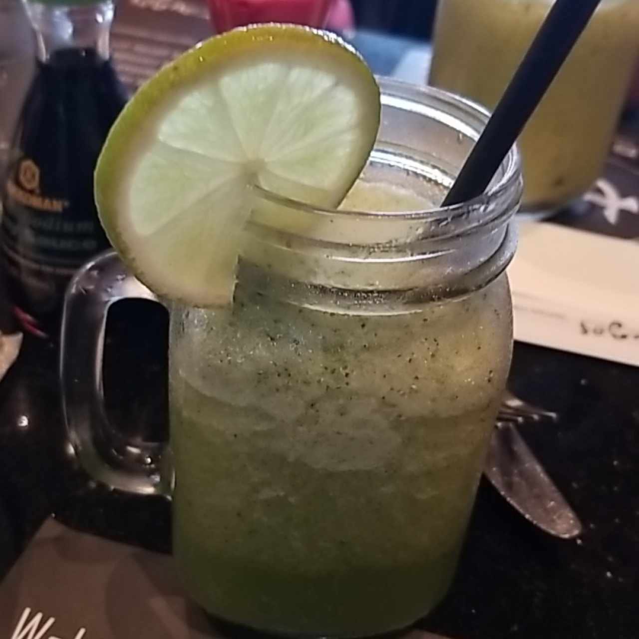 Limonada con yerba buena