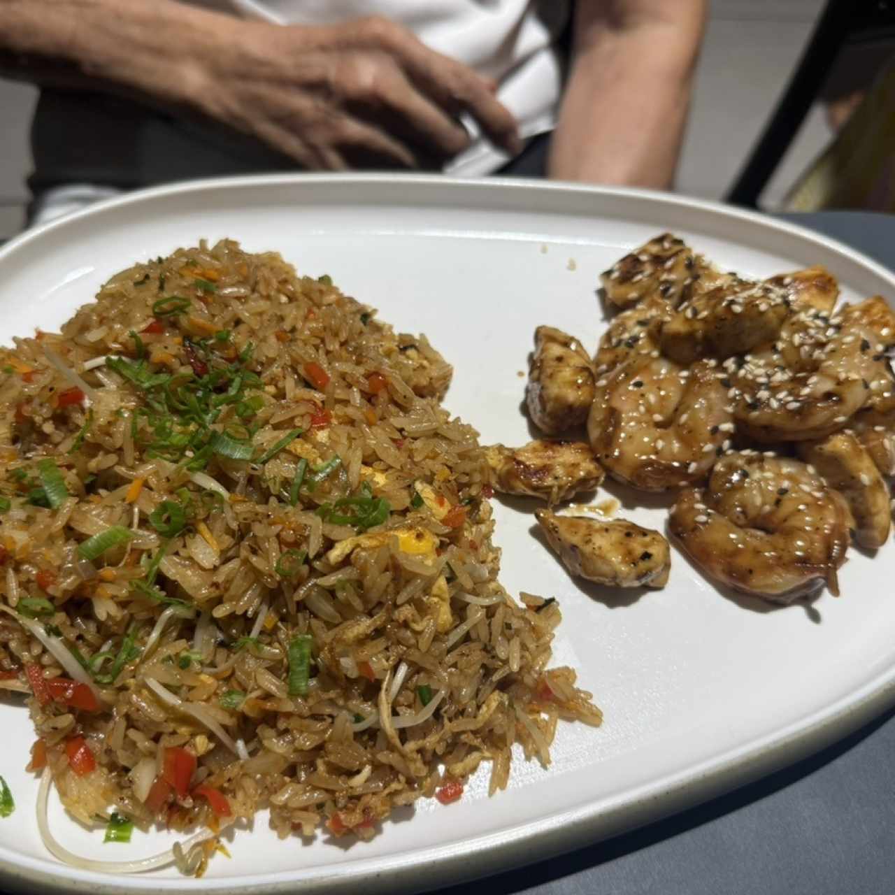 Mixto (pollo, filete y langostinos)