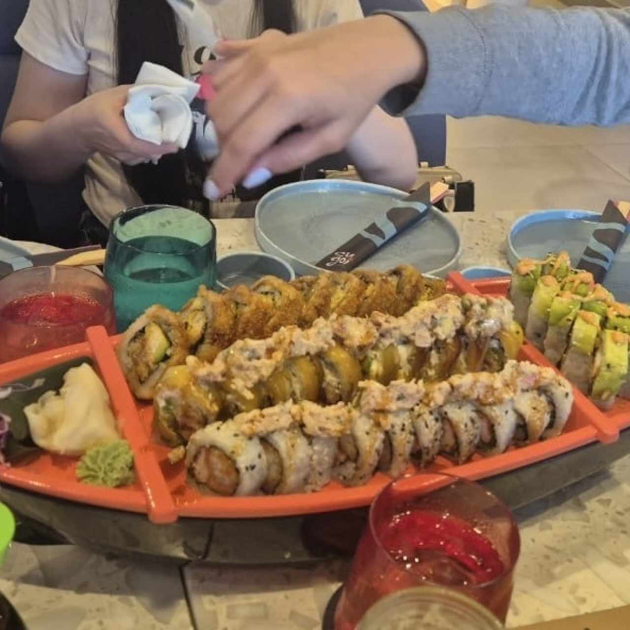 Rolls - Istmo / Tori BBQ / Canalero / Arigato