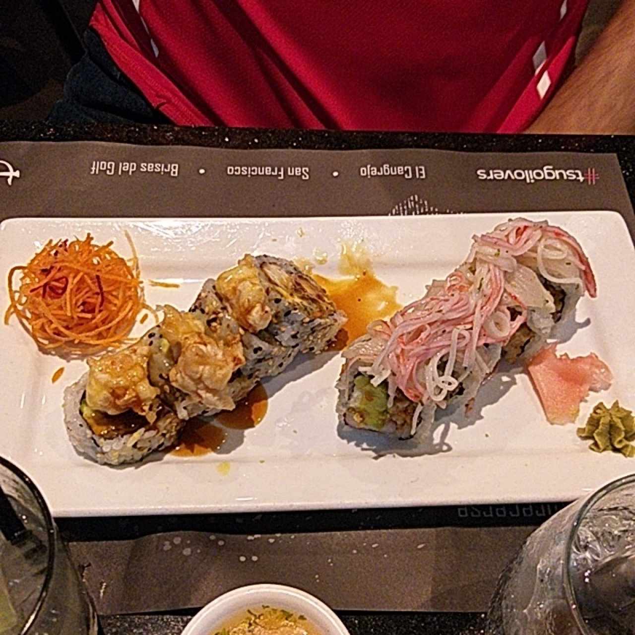 Rollos Especiales - Ebi rock y Ceviche roll