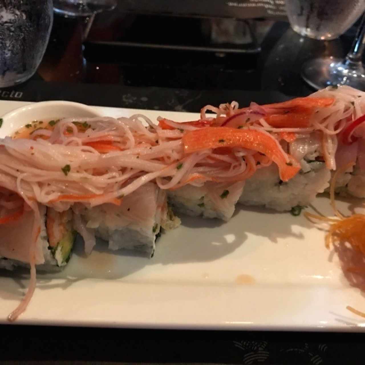 Rollos Especiales - Ceviche roll