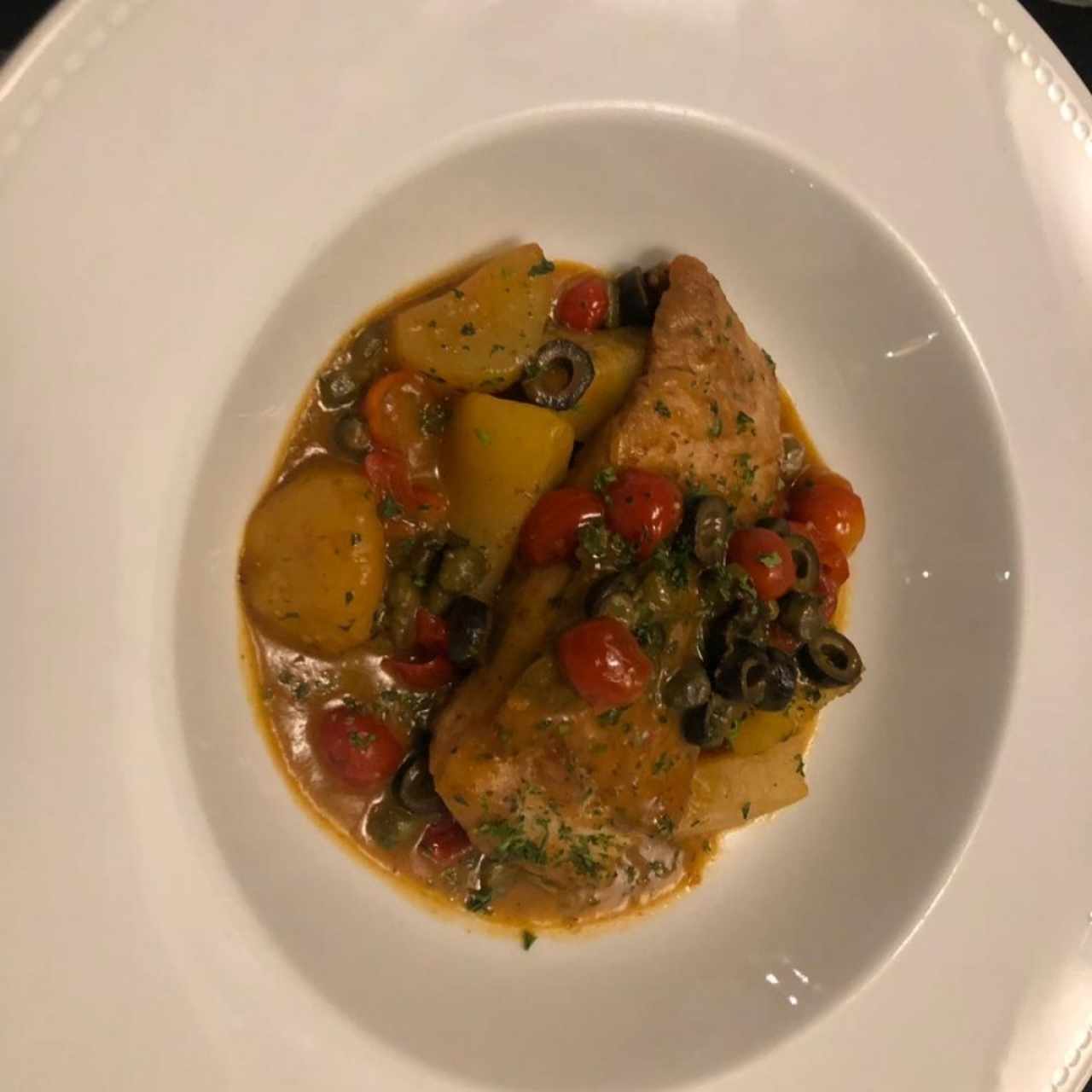 TRANCIO DI PESCE ALLA MEDITERRANEA    