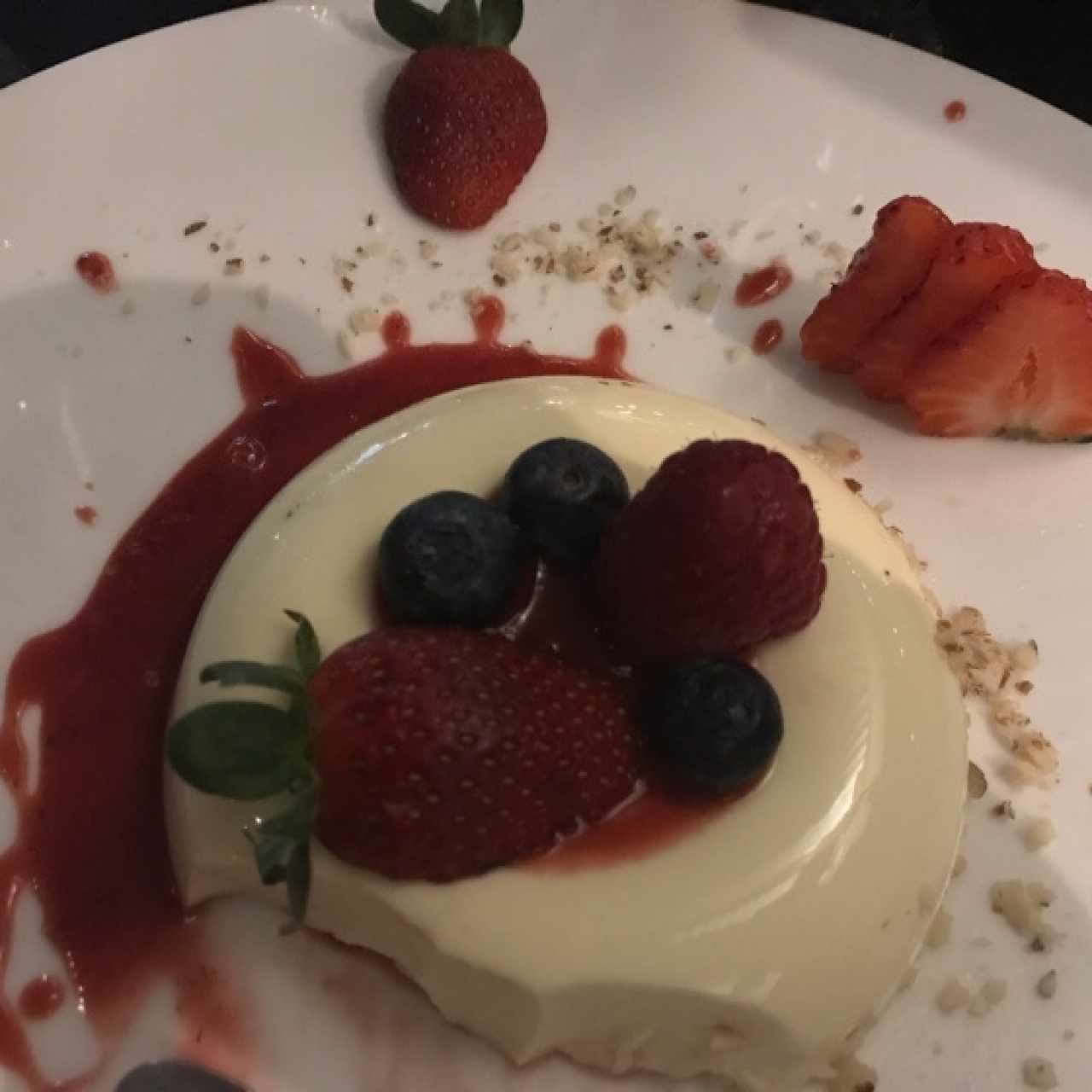 Pannacotta con Frutos del Bosque