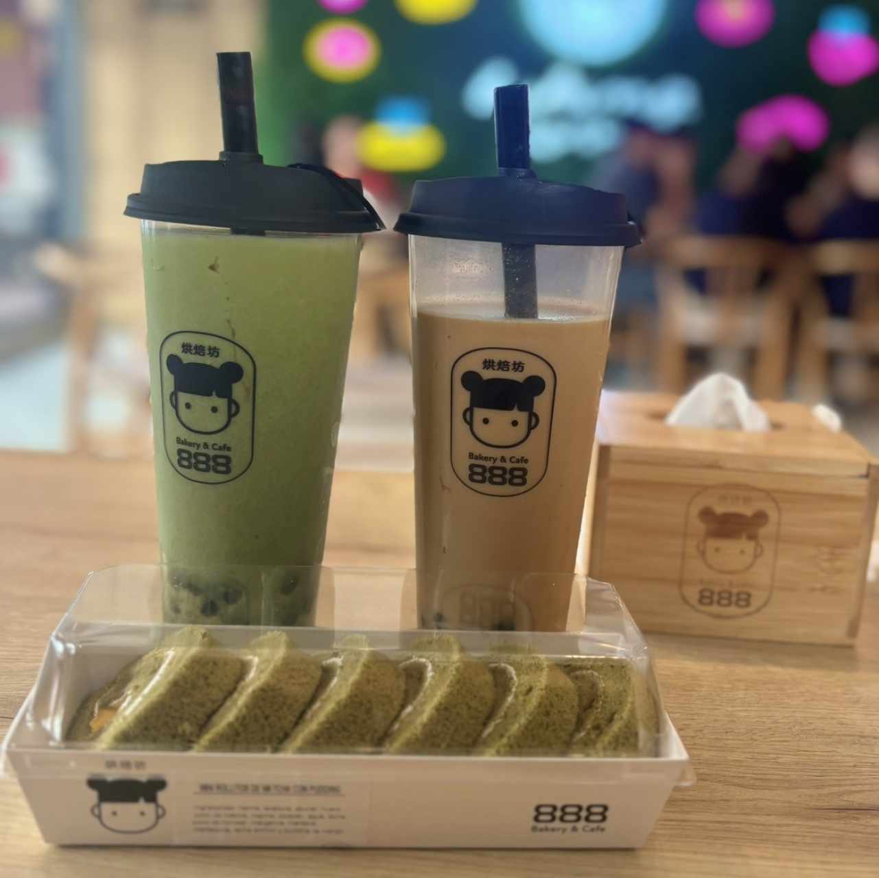 Matcha bubble tea 