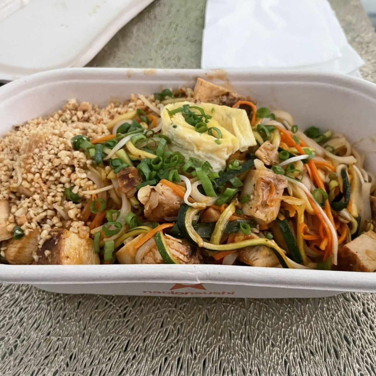 Pad thai pollo