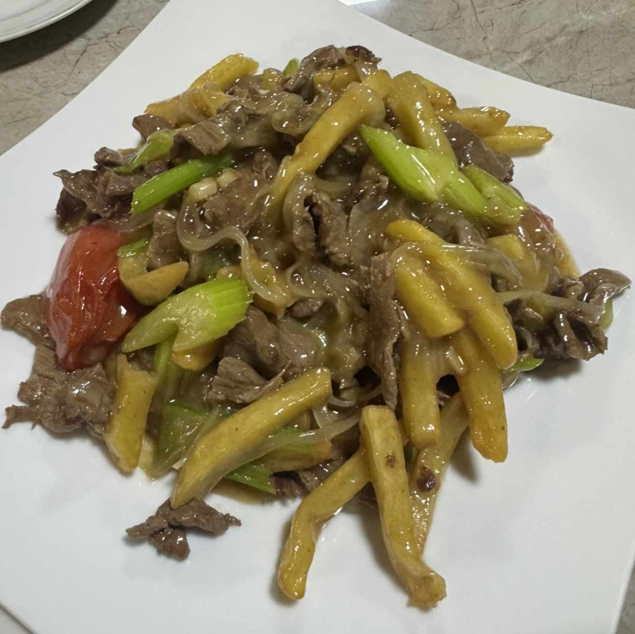 Carne con papas 