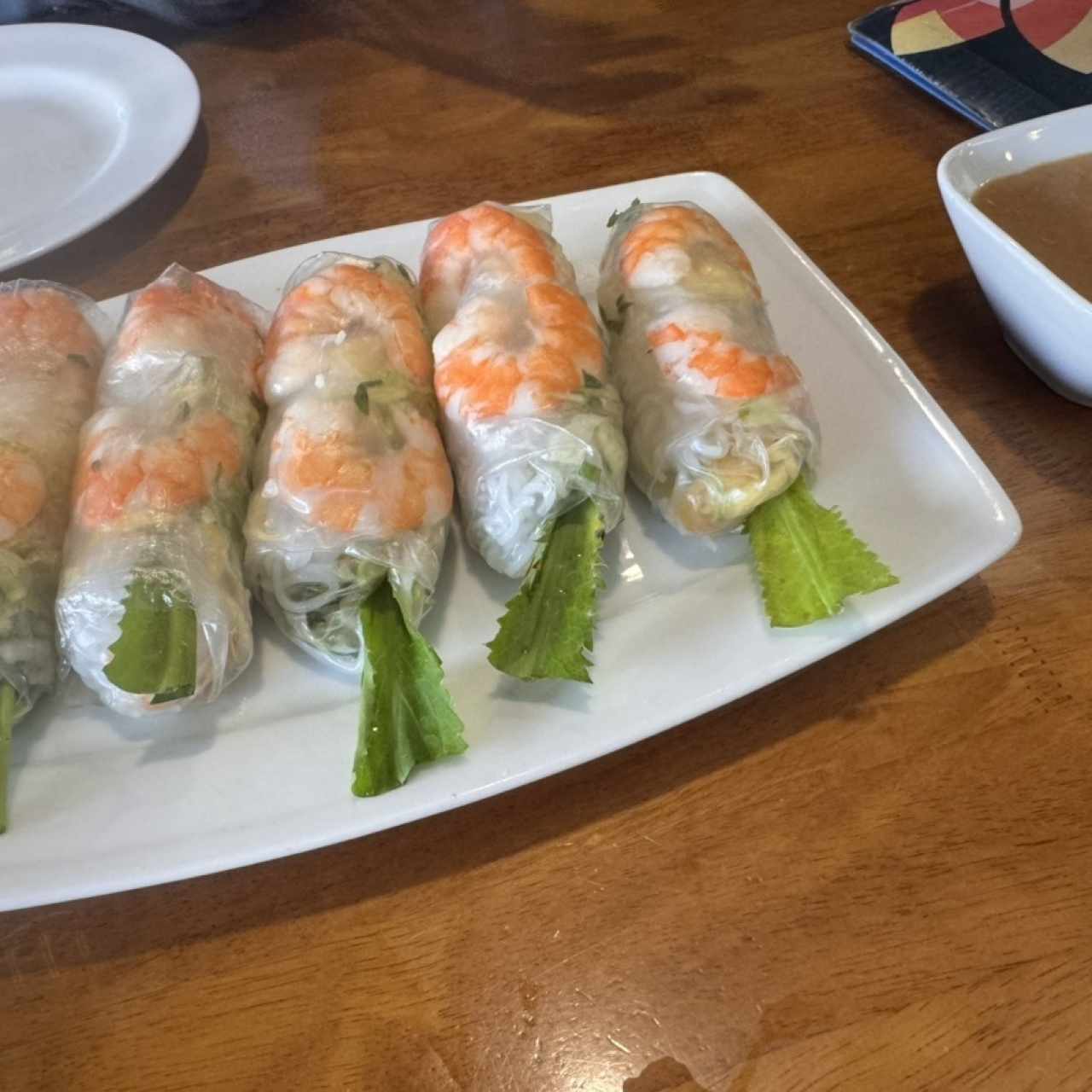 Cuón Tháp Cám / Rollos fresco mixto