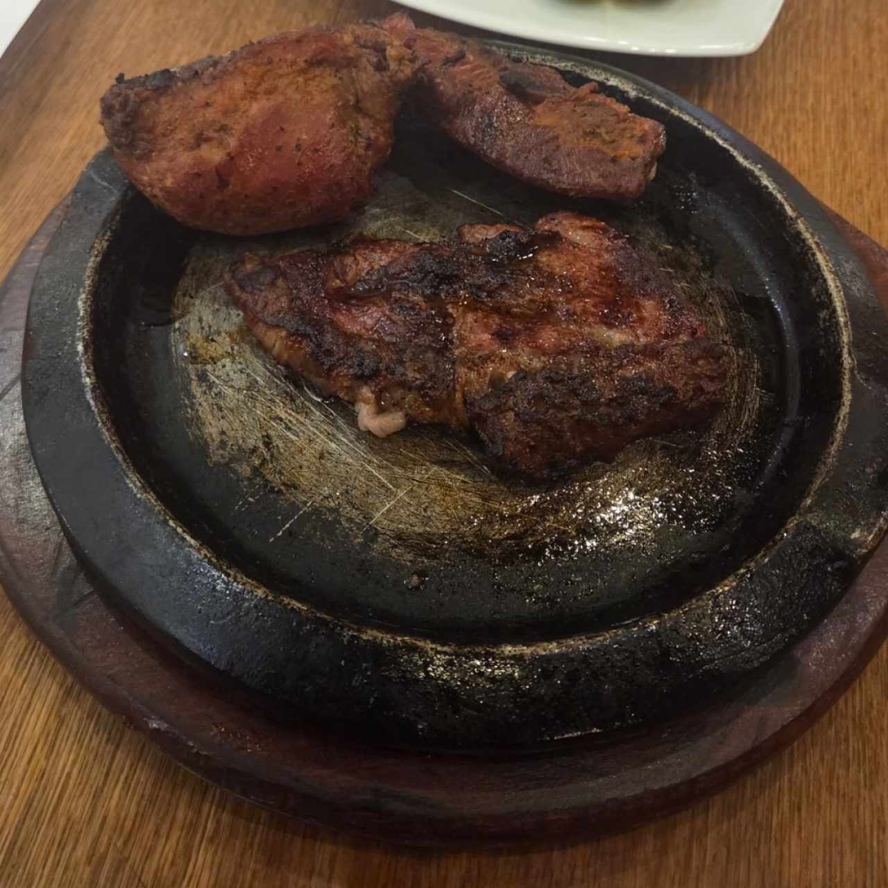 costilla y carne 