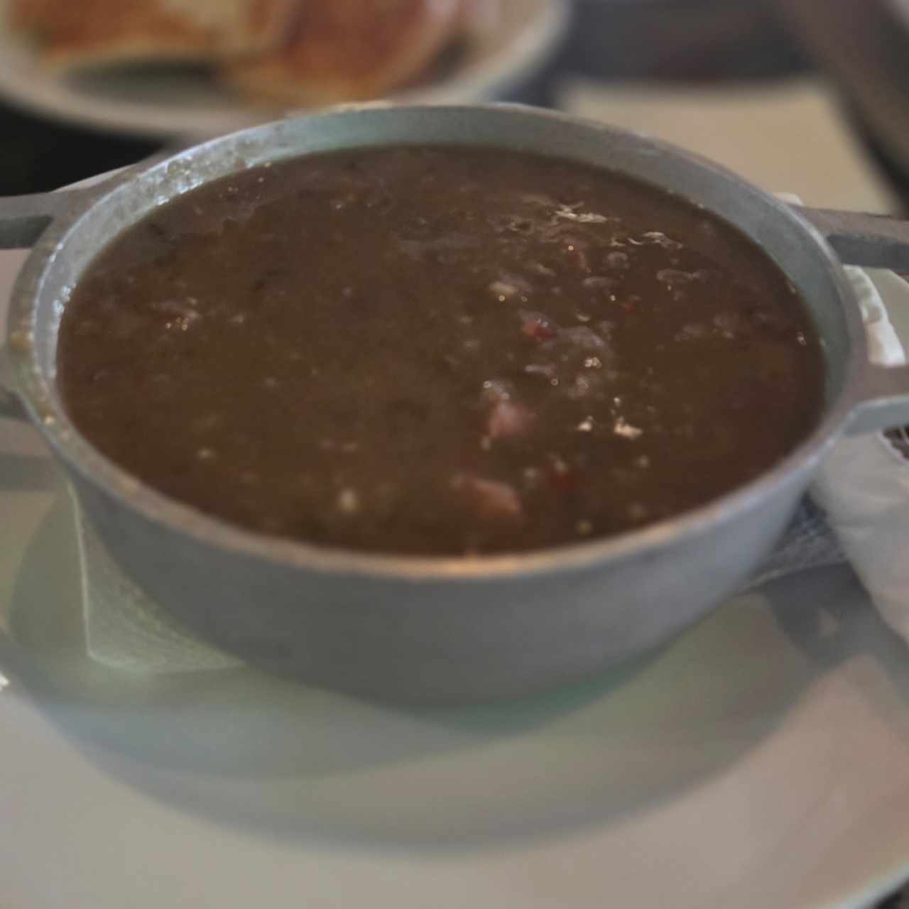 SOPA DE LENTEJA CON CARNE