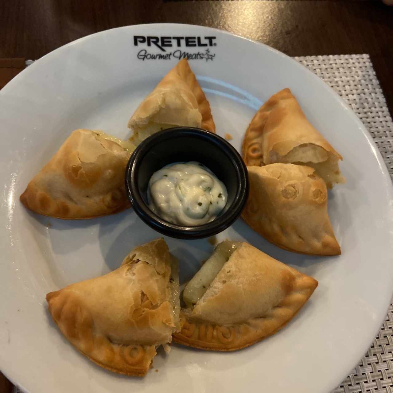 MIX DE EMPANADAS (3 unidades)