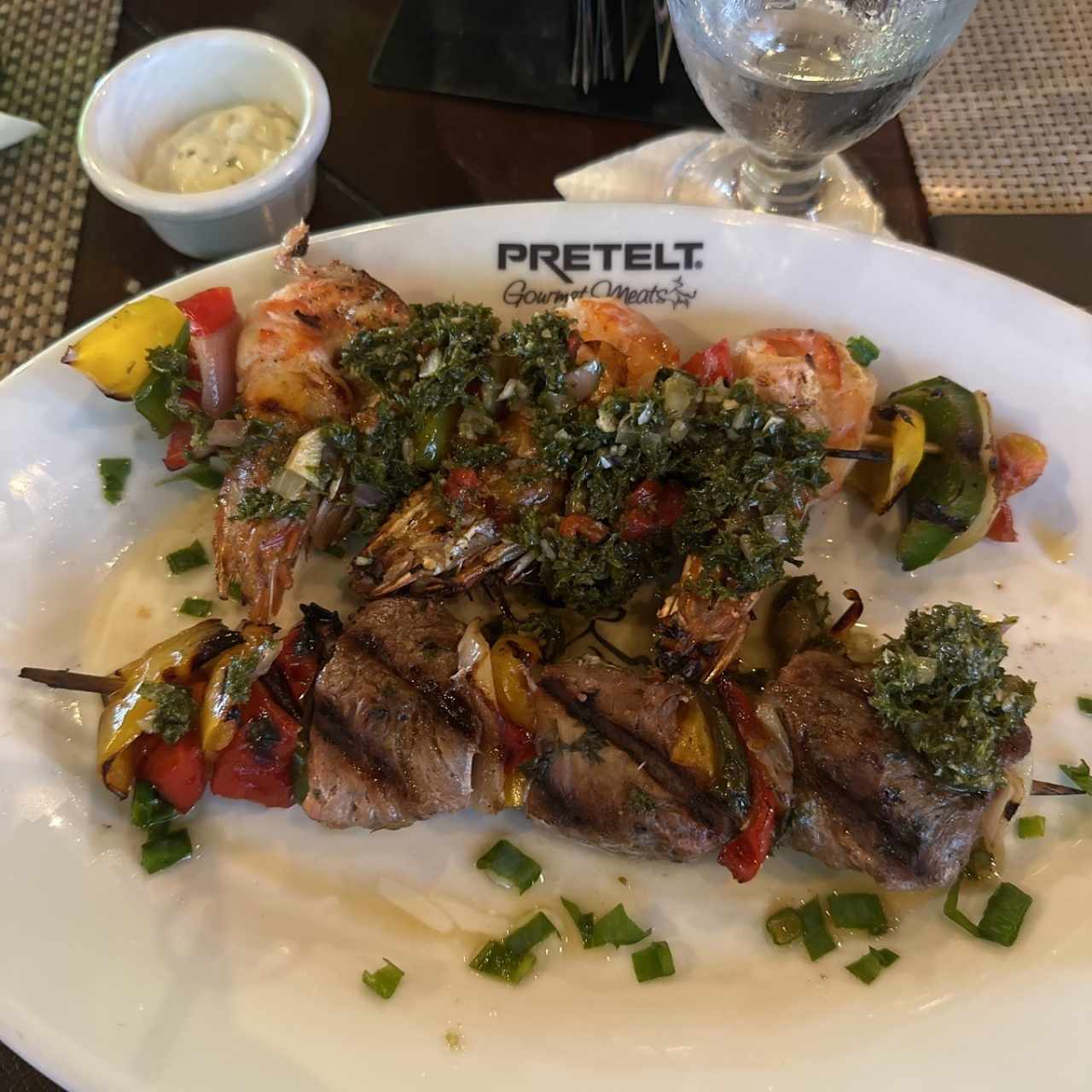 BROCHETA MAR Y TIERRA