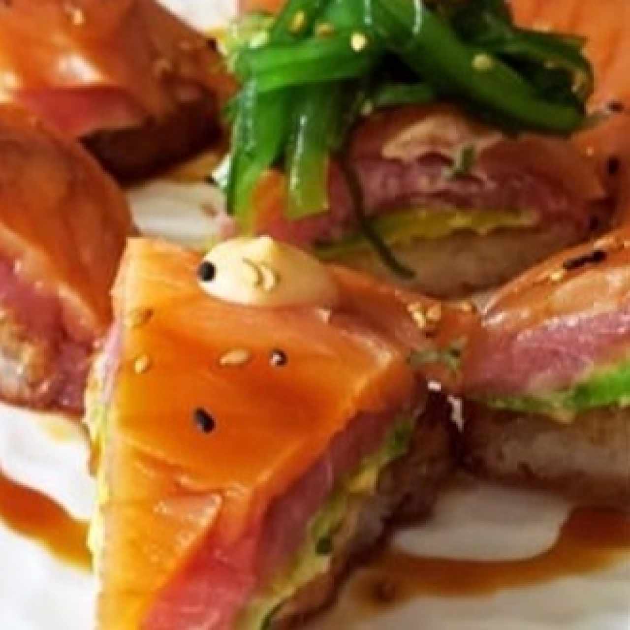 Sushi pizza