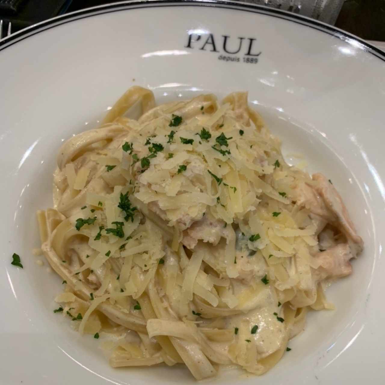 Fetuchini con salmón