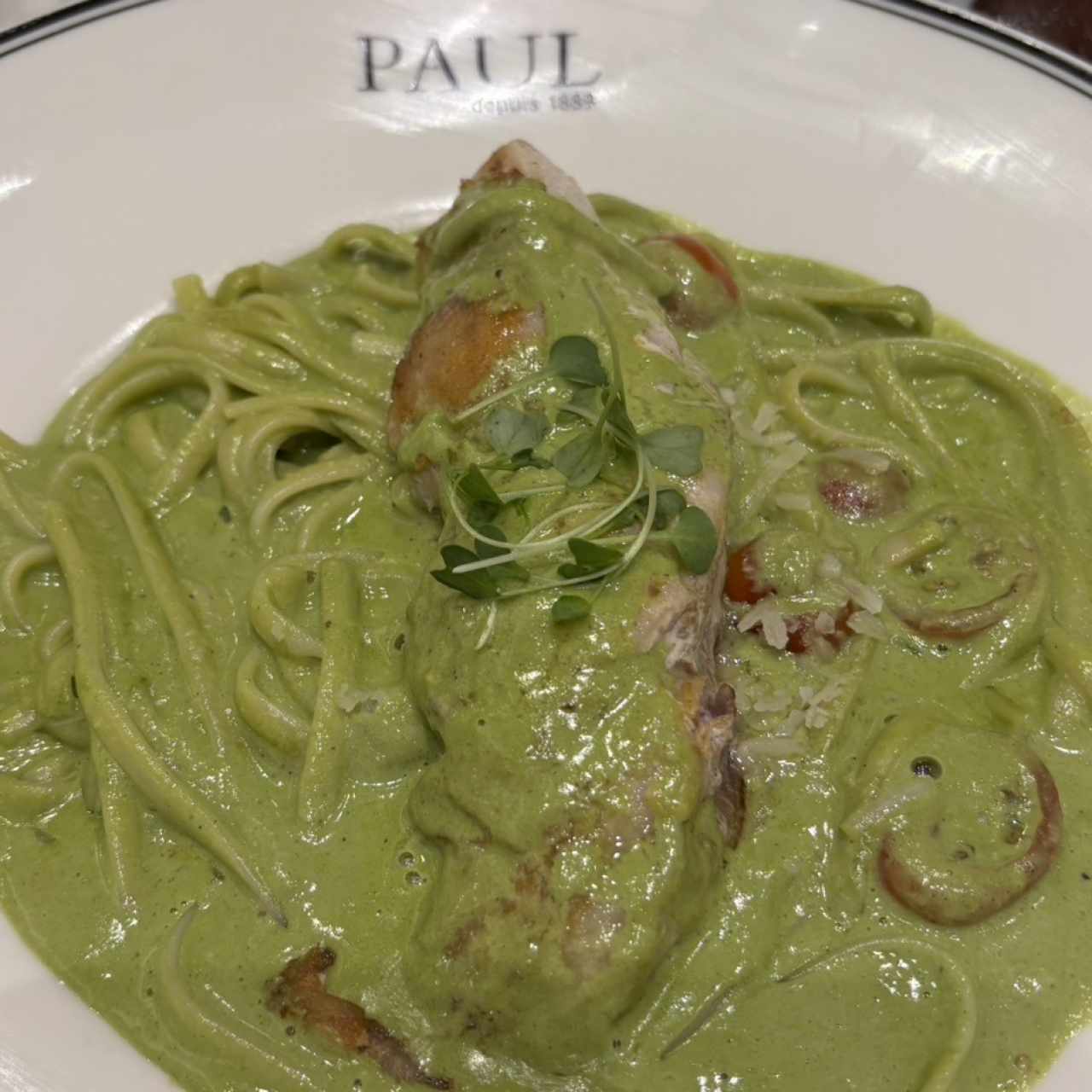 Corvina con pasta al pesto