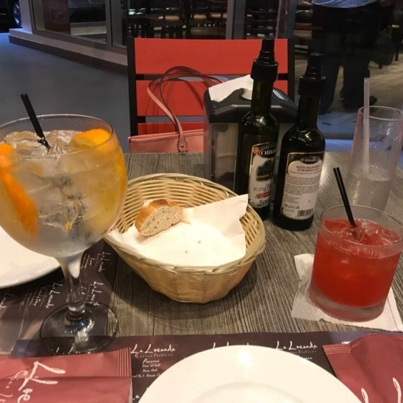 gin con naranja y whisky sour