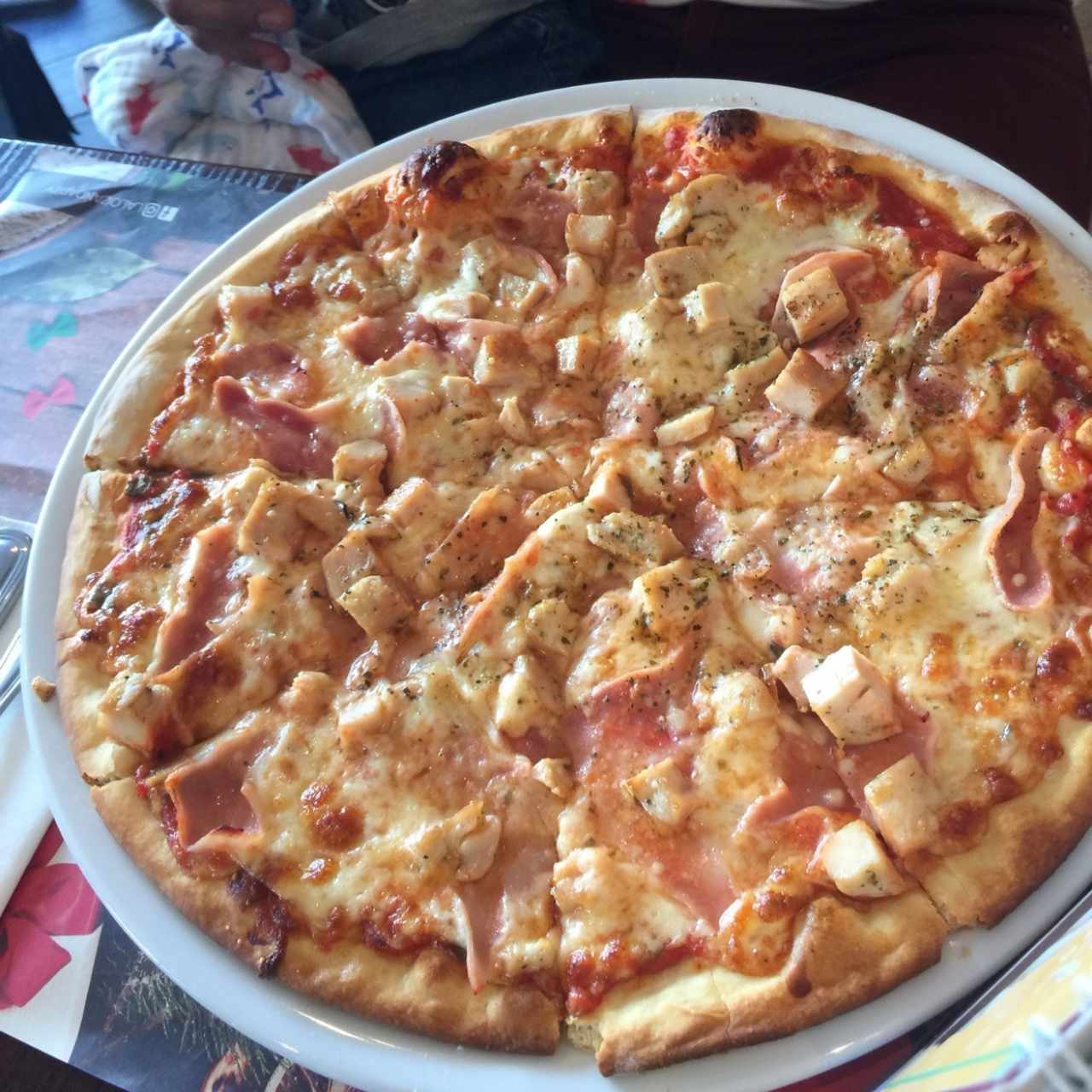 pizza de pollo con jamon 