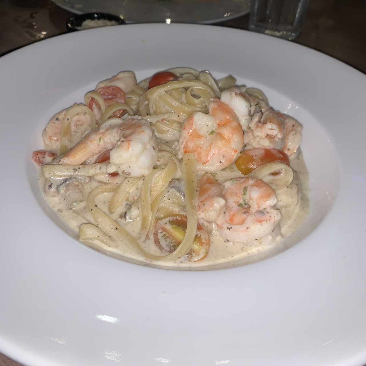 Fettucinne Gamberi al Tartufo