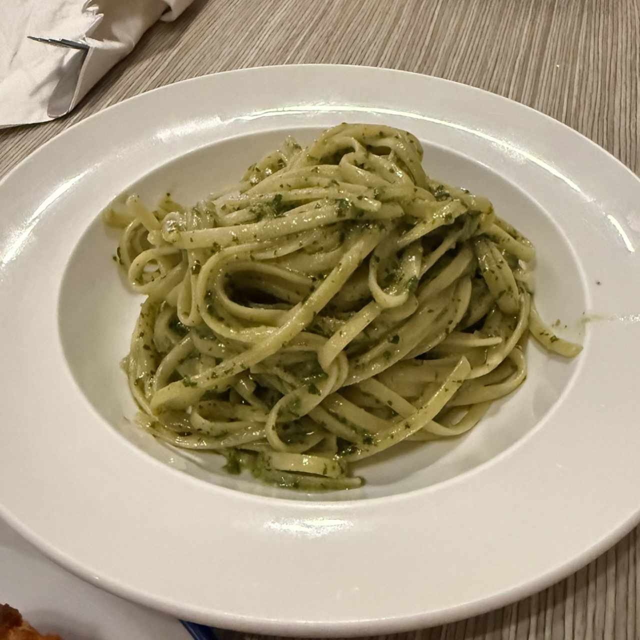 Orden de pasta linguini al pesto 
