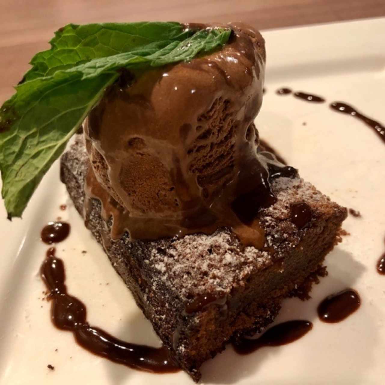 Dolci - Brownie con helado 🍫