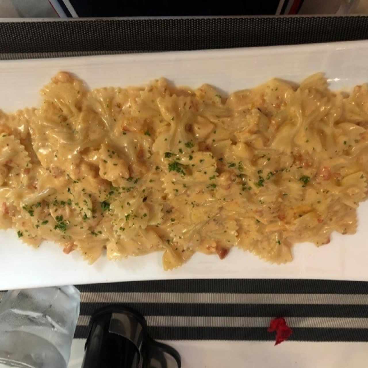 Farfalle con salmon