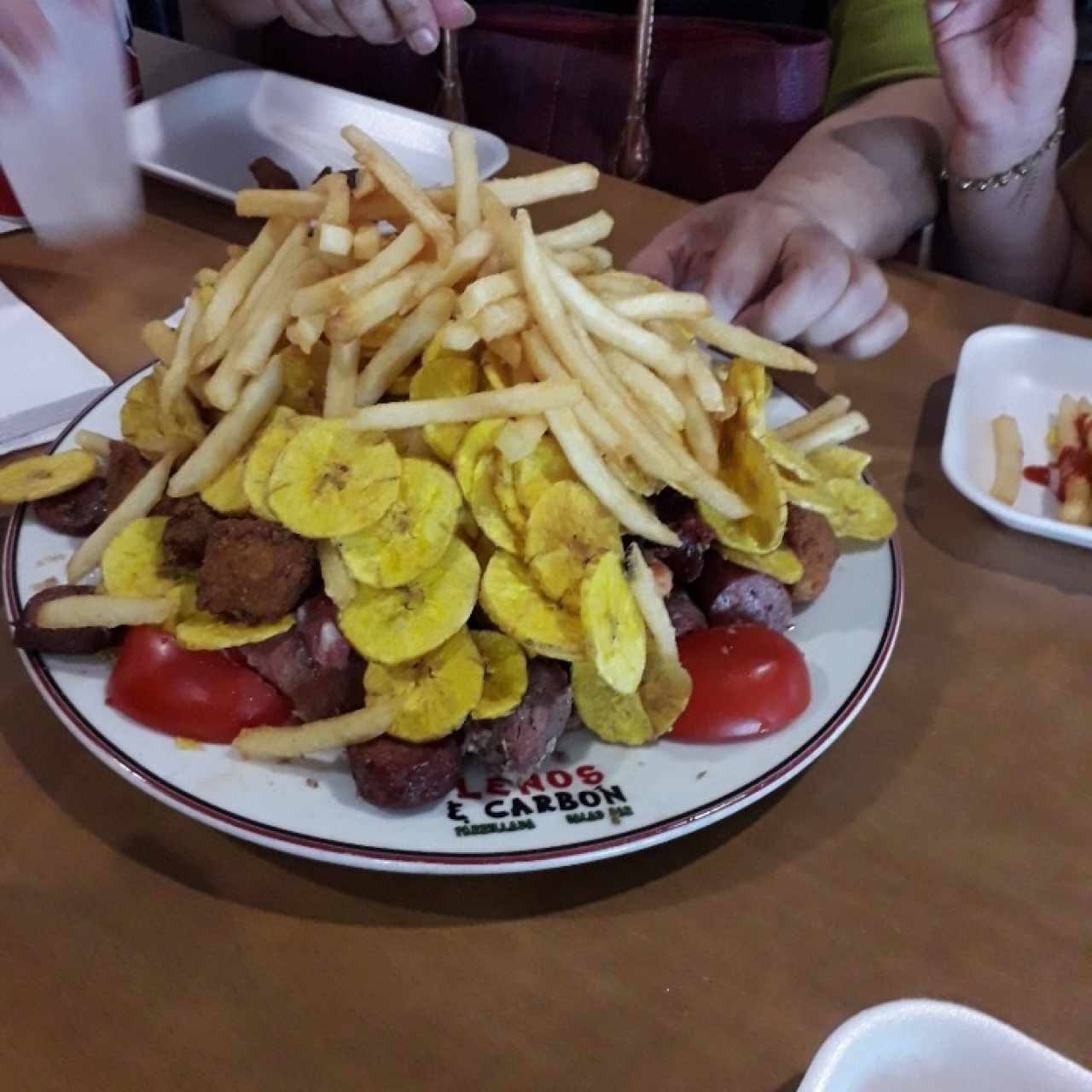 picada mixta familiar