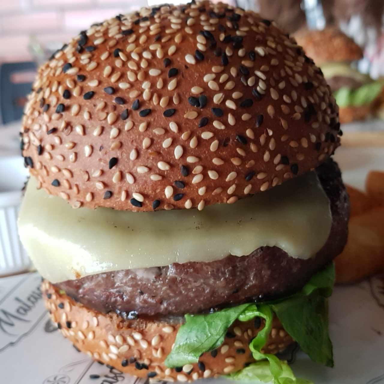 Platos Fuertes - Hamburguesa Malasaña (1/2L)