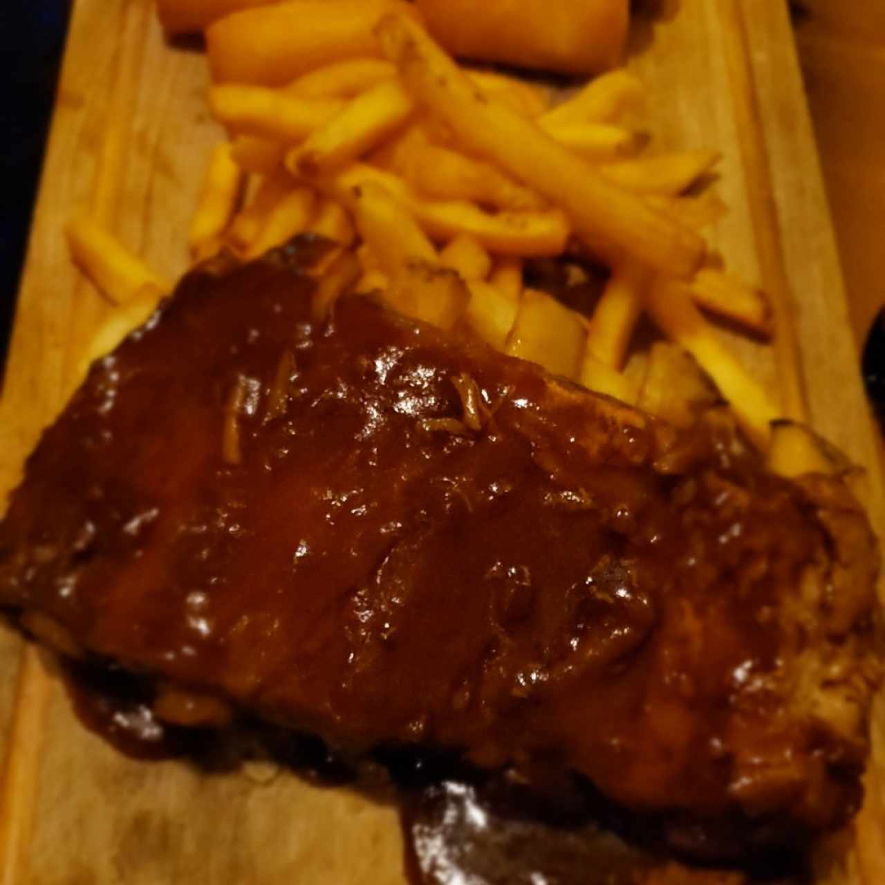 Platos Fuertes - Costillas borrachas