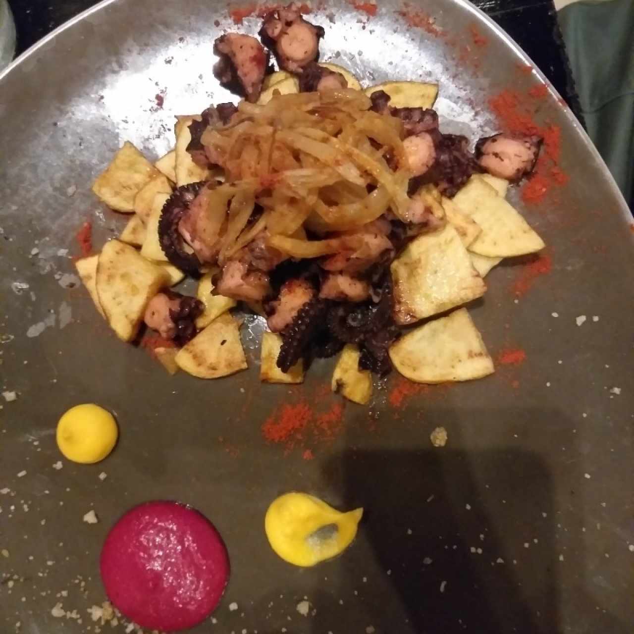 Platos Fuertes - Pulpo multicultural