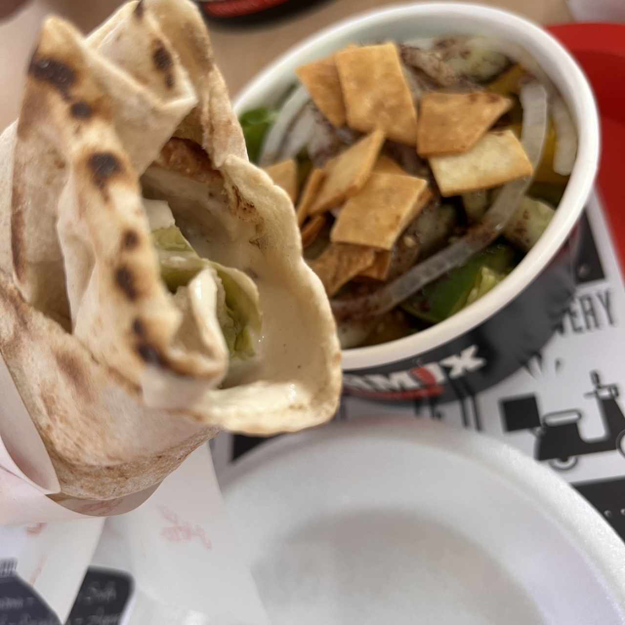 Sándwiches - Shawarma de Pollo