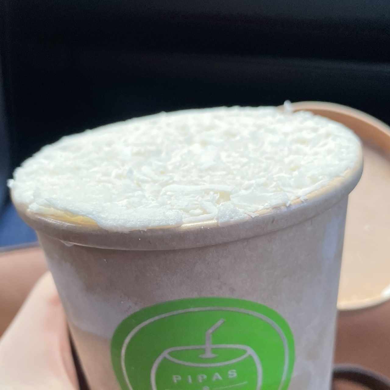 Helado de pipa artesanal 160z