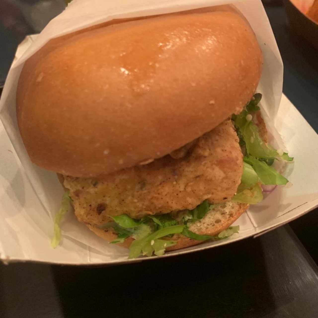 Fake chicken vurger