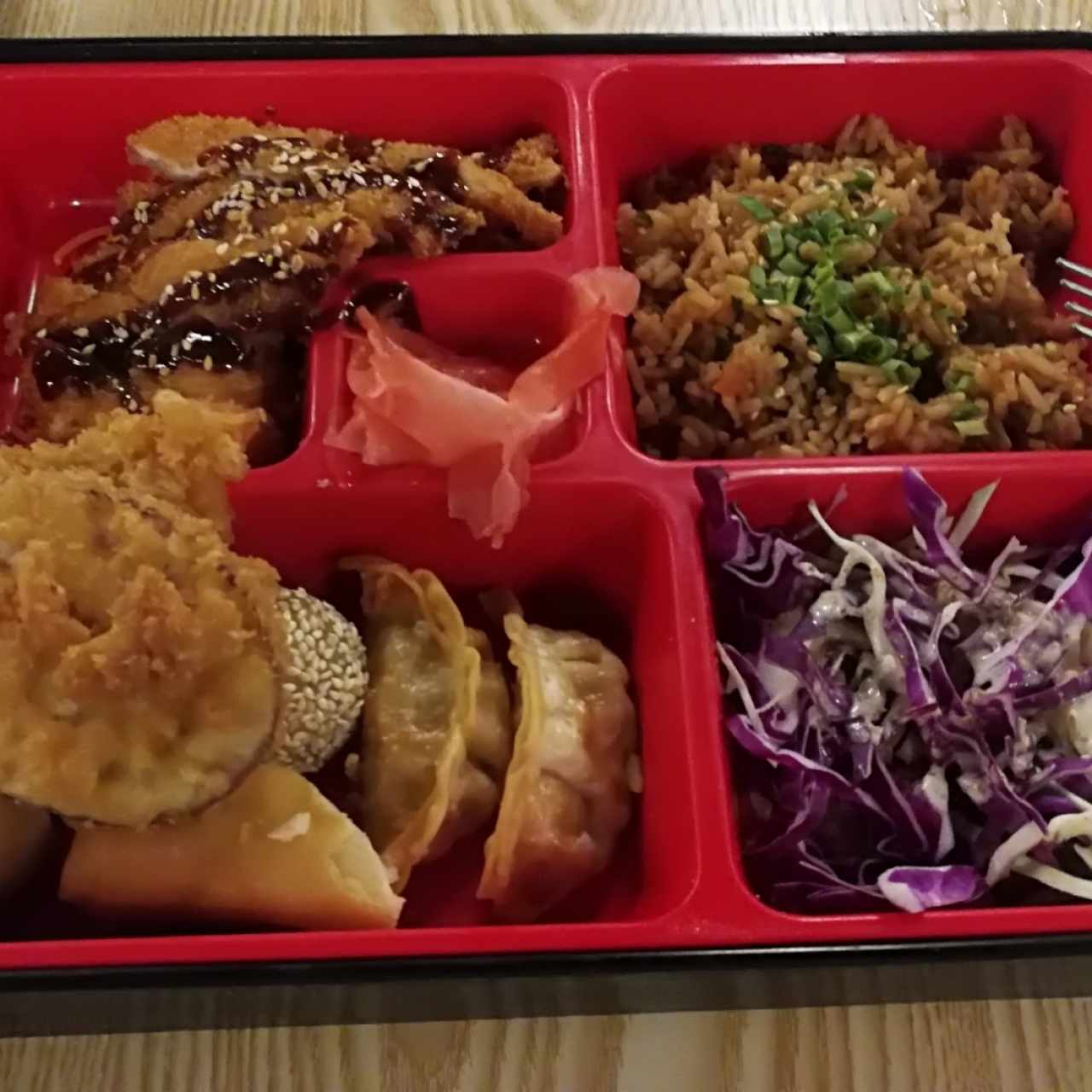 Bento Box Yakimeshi Set