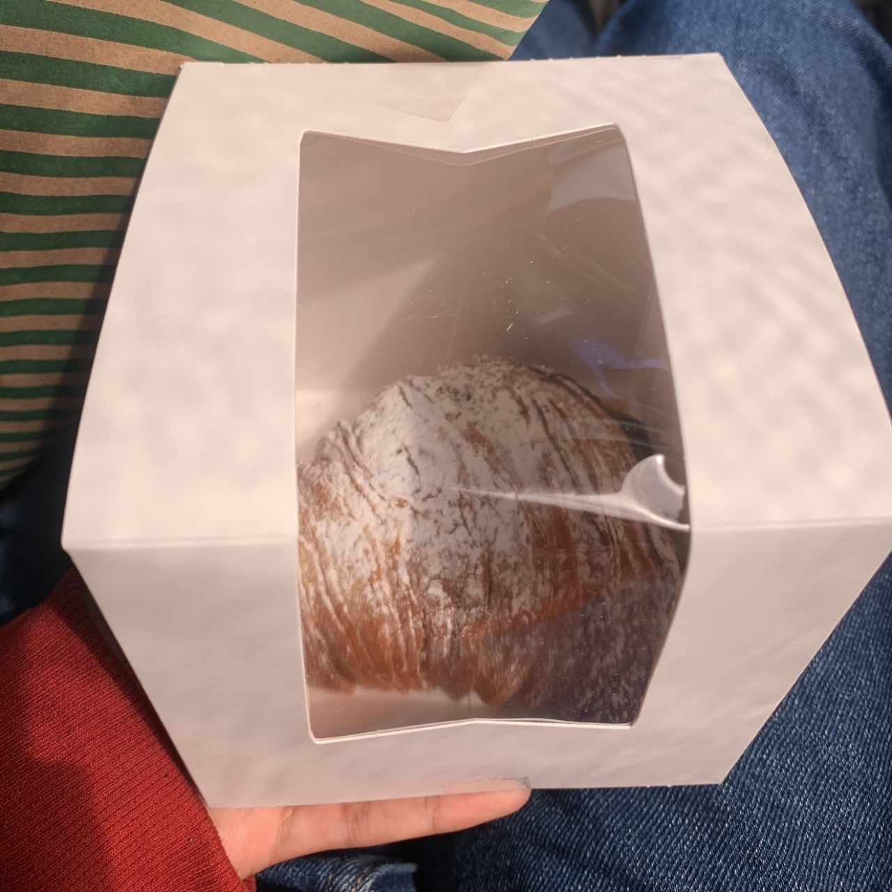 Cola de langosta rellena de nutella