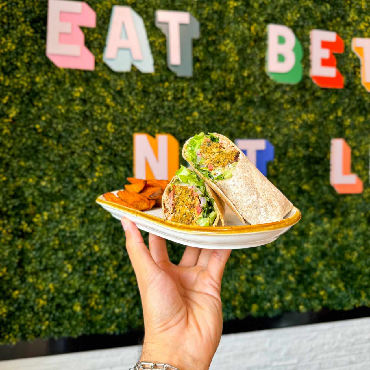 FALAFEL WRAP