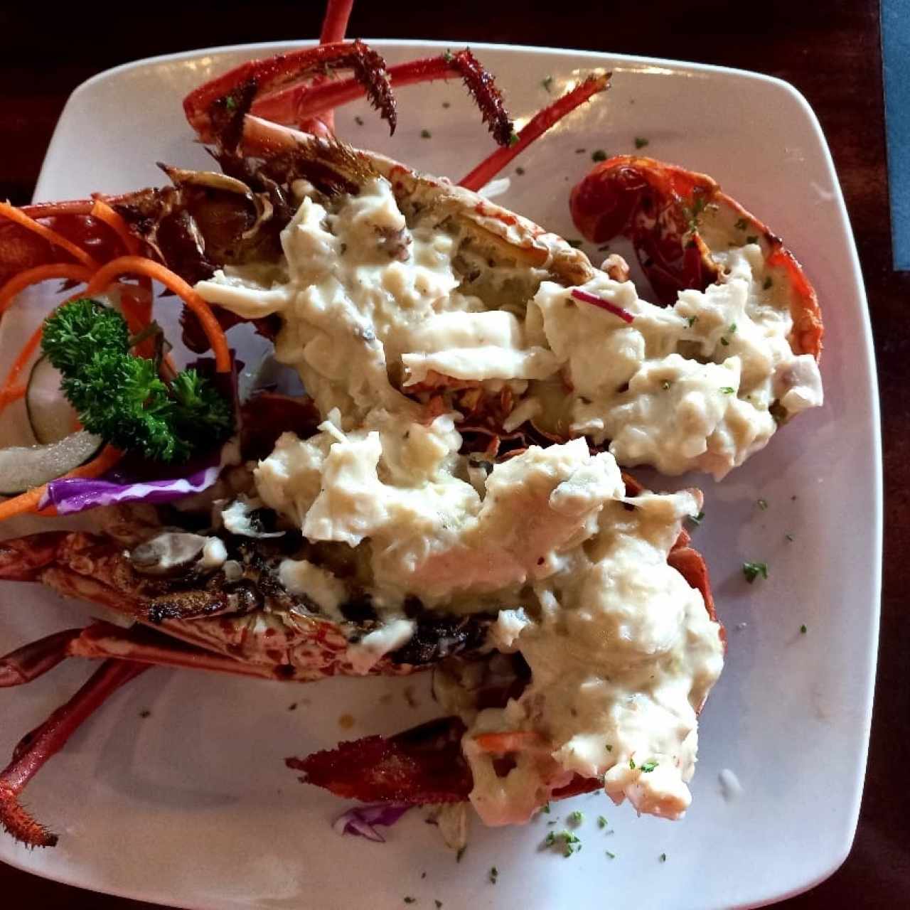 Langosta en salsa de cangrejo (no lo recomiendo muy poco por 42 dolares)