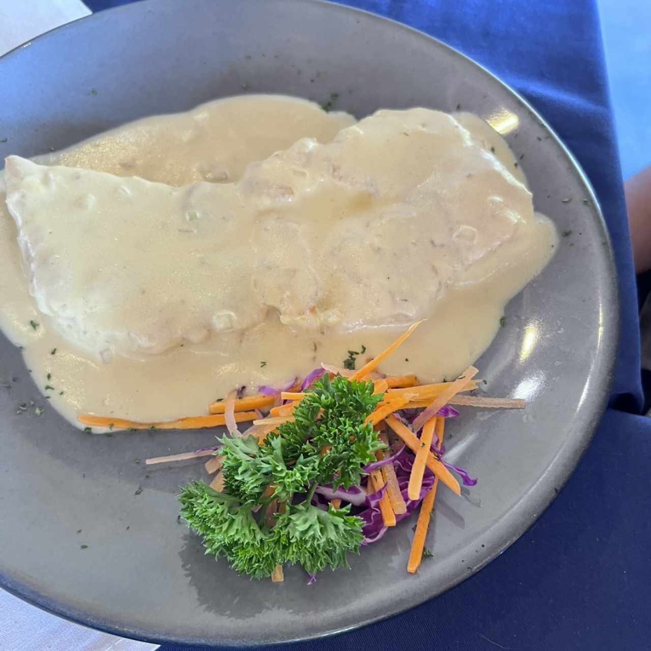 Filete de Corvina con Hongos y Nueces / Corvina Fillet with Mushroom and Nuts